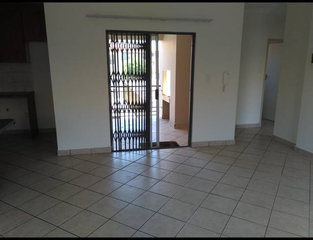 2 BEDROOM APARTMENT TO LET IN NOORDHANG